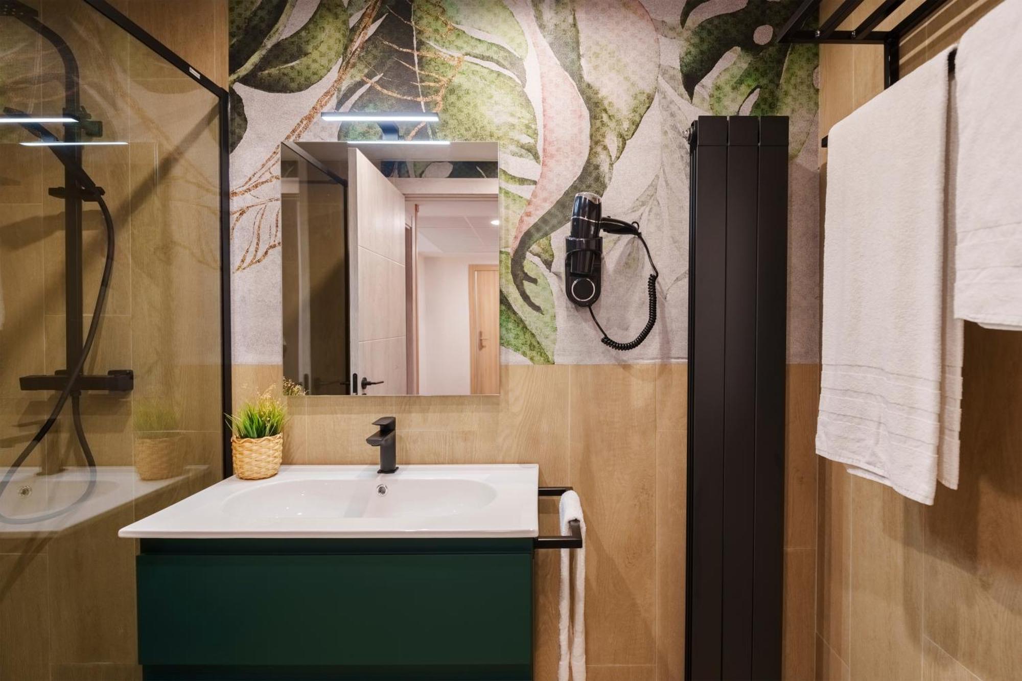 Spirit Apartamentos Atxuri Bilbao Dış mekan fotoğraf