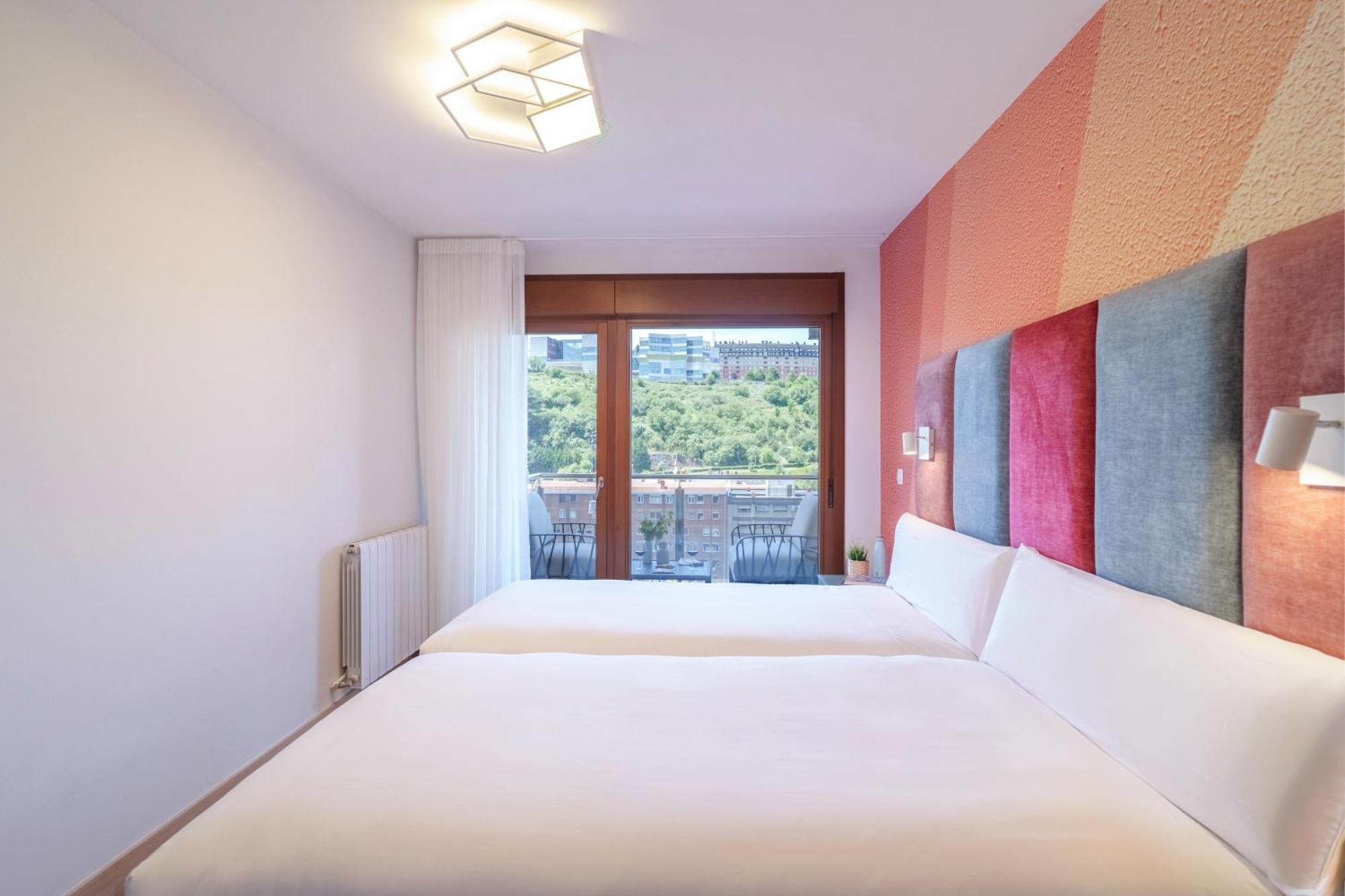 Spirit Apartamentos Atxuri Bilbao Dış mekan fotoğraf