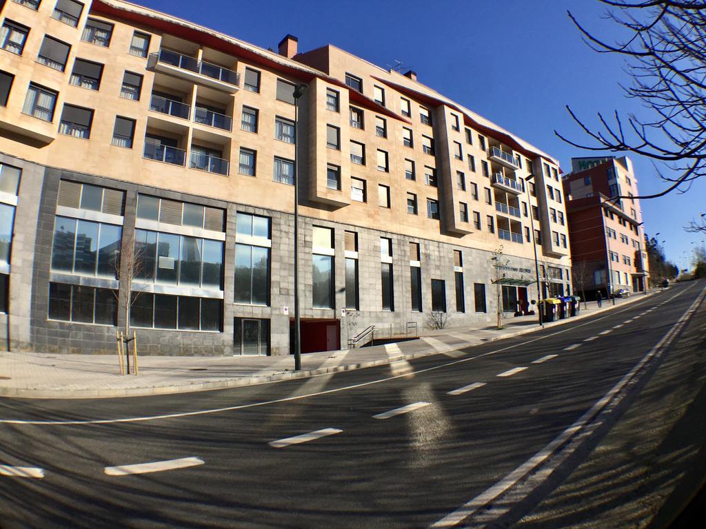 Spirit Apartamentos Atxuri Bilbao Dış mekan fotoğraf